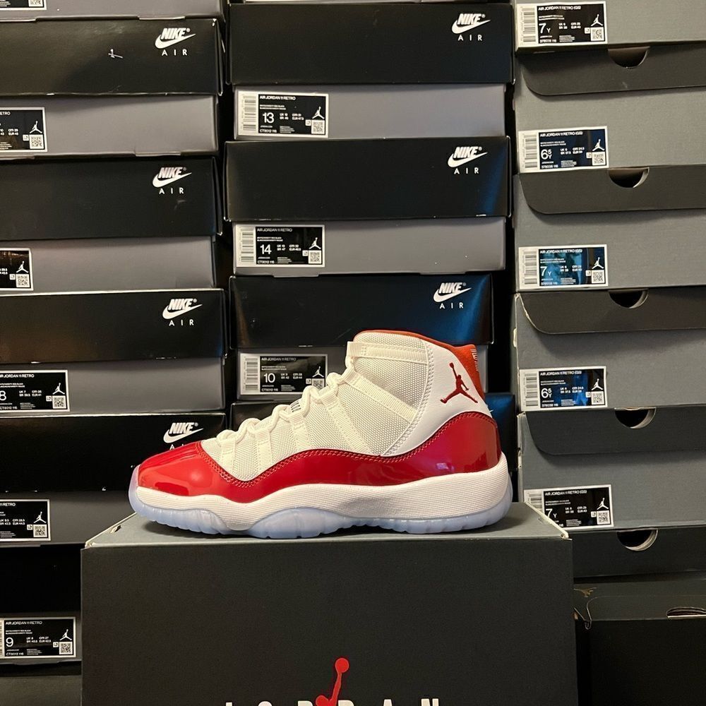 Air Jordan 11 XI white varsity red Cherry Gs 378038-116 size 4y - 7y​